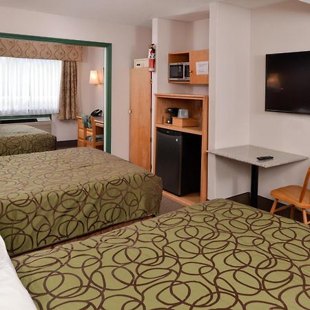 Canadas Best Value Inn Valemount Szoba fotó