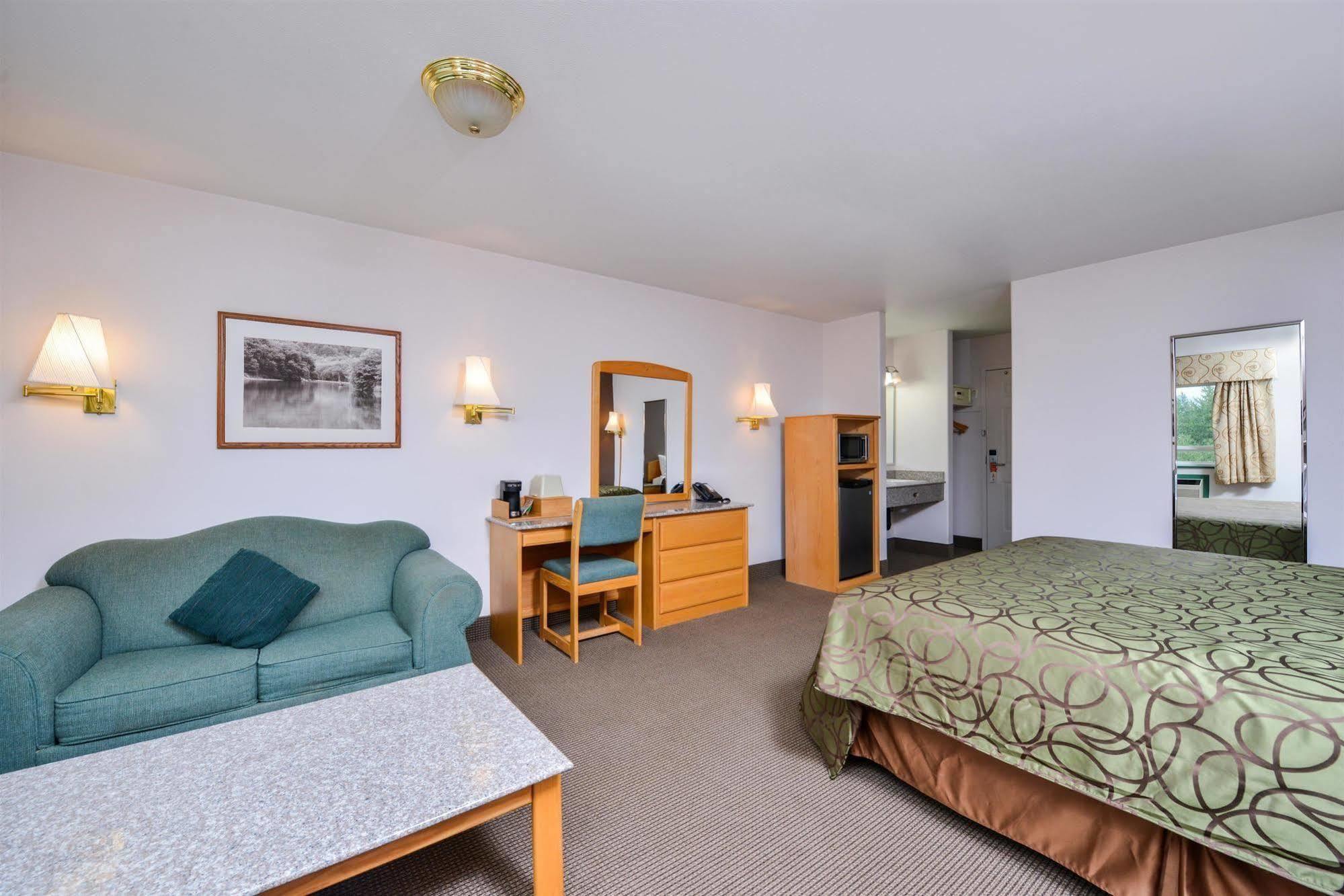 Canadas Best Value Inn Valemount Kültér fotó